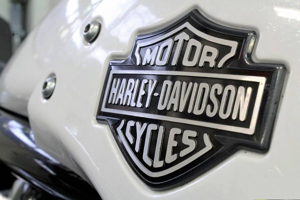 Harley Davidson V-rod Muscle chip tuning, zwiększenie mocy w serwisie motocyklowym K+K Kwiecień motocykle Tuning