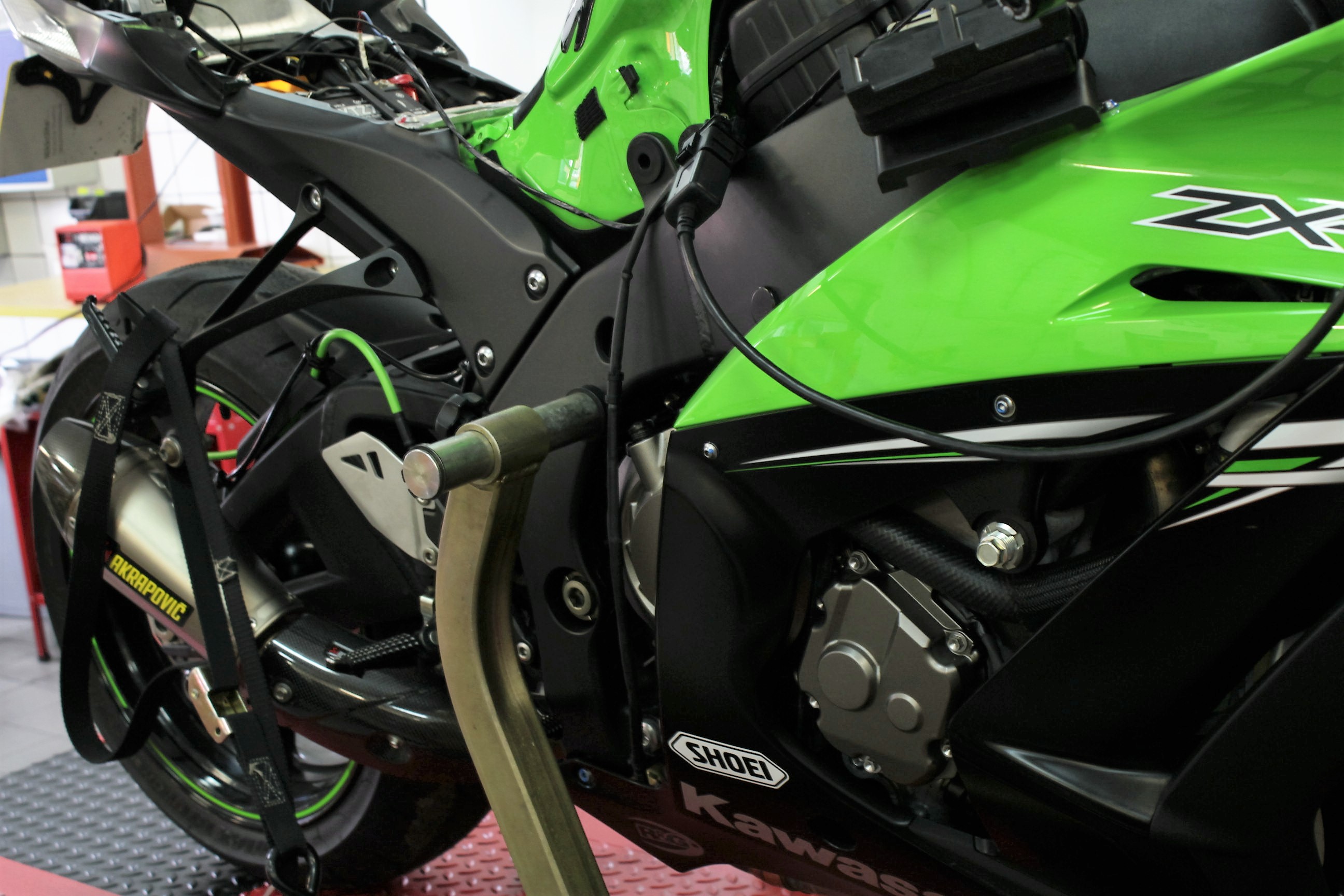 Kawasaki ZX10R Ninja 2015 zwiększenie mocy, chip tuning, wyłączenie kontroli trakcji w serwisie motocyklowym K+K Kwiecień motocykle Tuning